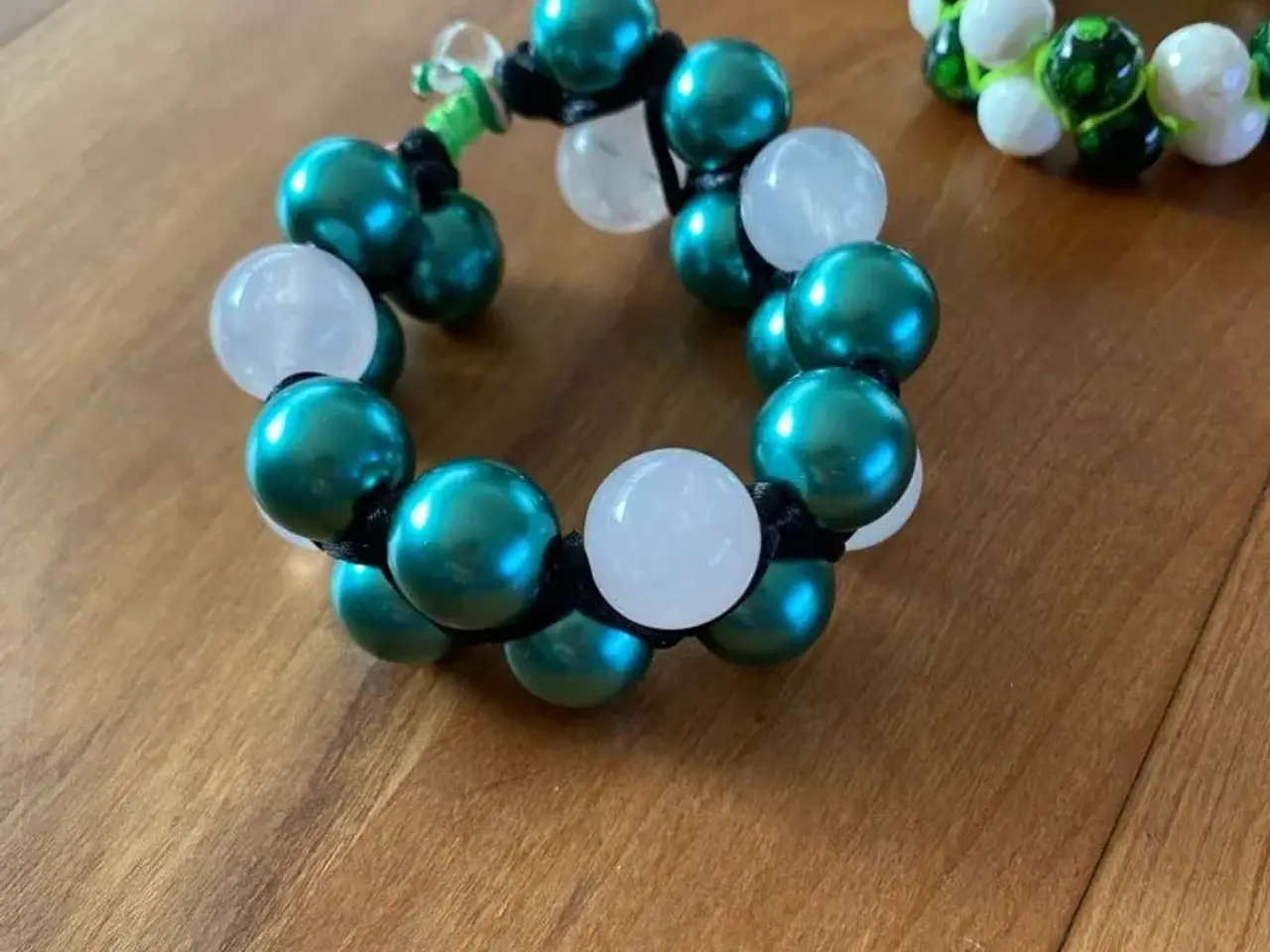 Billede 7 - Nye knyttede armbånd