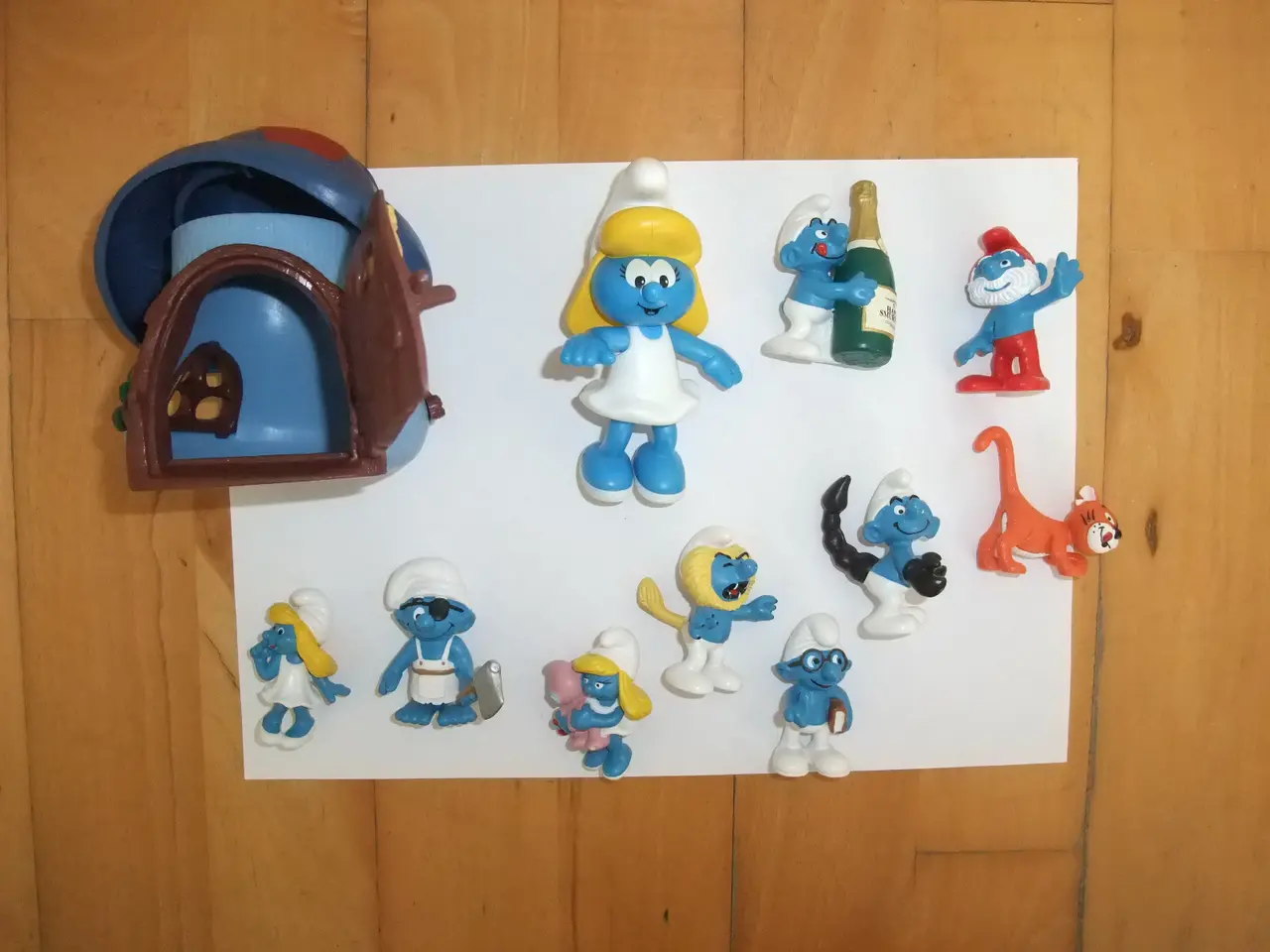 Billede 2 - Smølfe Figurer+Hus
