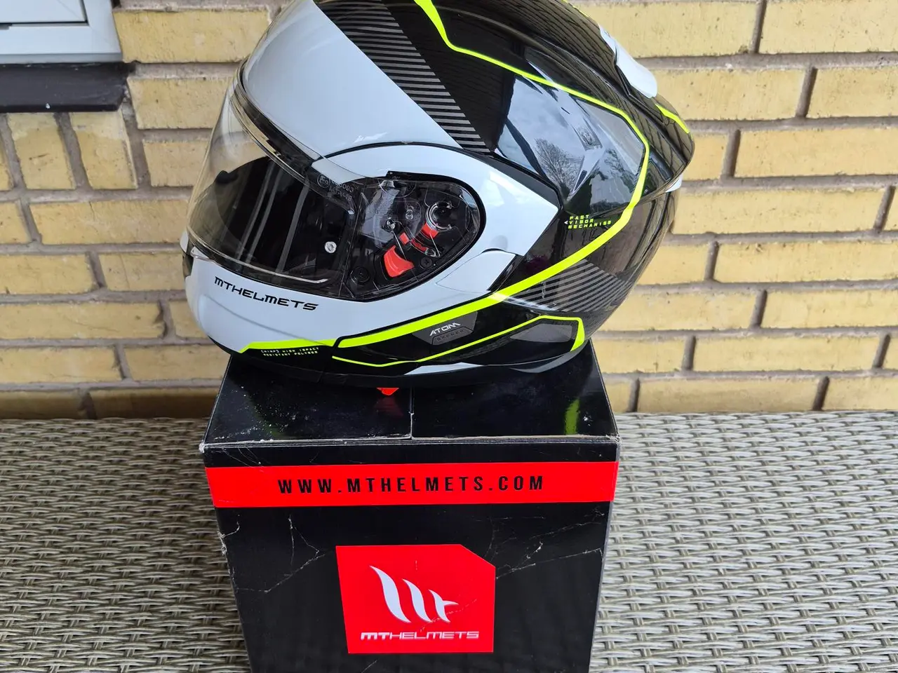 Billede 7 - HjelmFlip-up topmodel fra MT Helmets str. XL 61/62