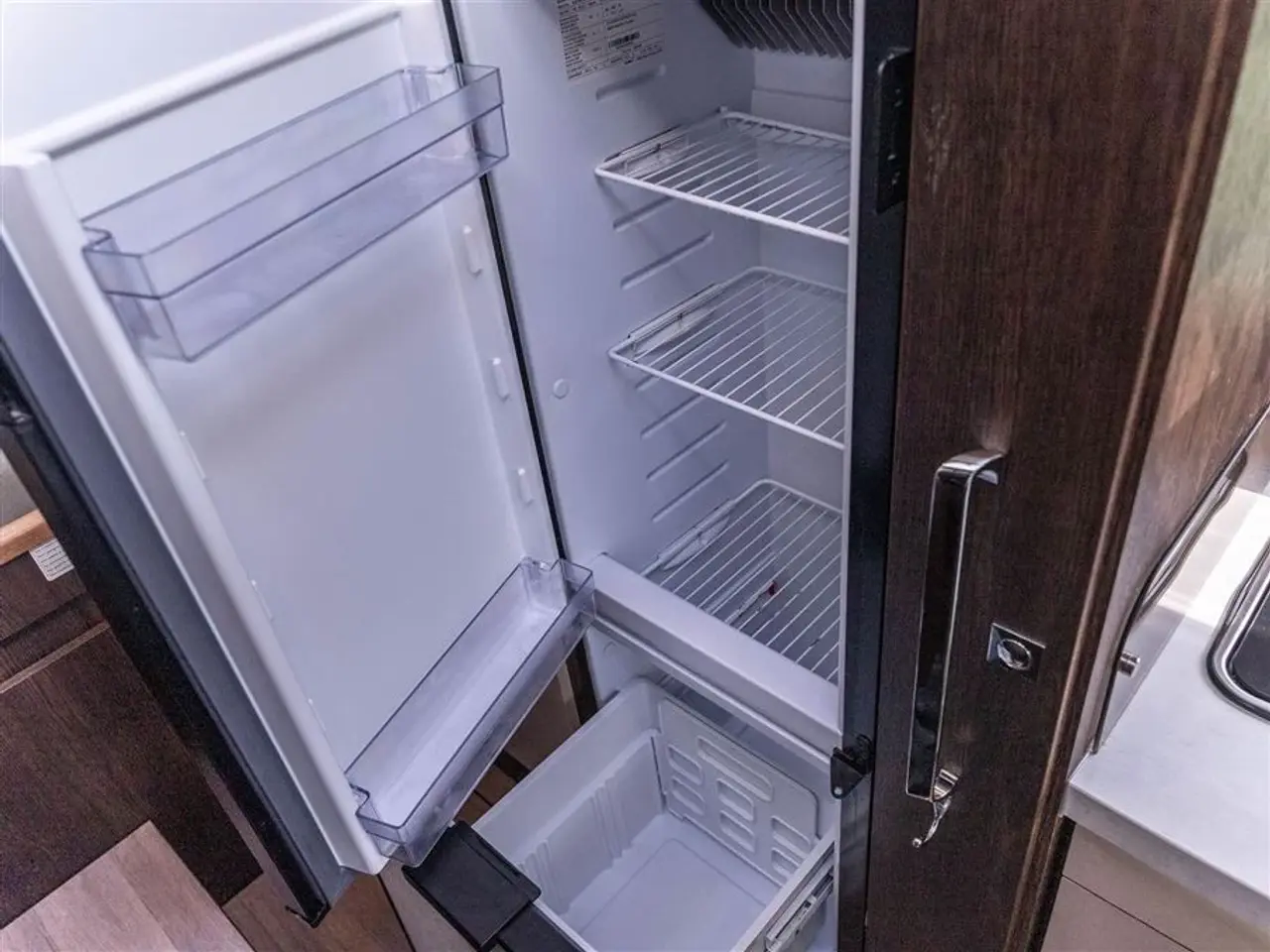 Billede 9 - 2020 - Benimar Tessoro T442 Kort vintervogn med automatgear og masser af plads