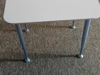 Lampebord hvidt træ
