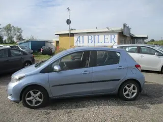 Toyota Yaris 1,4 D-4D T2