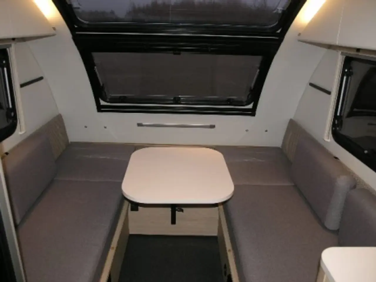 Billede 7 - Adria Action 391 LH Classic