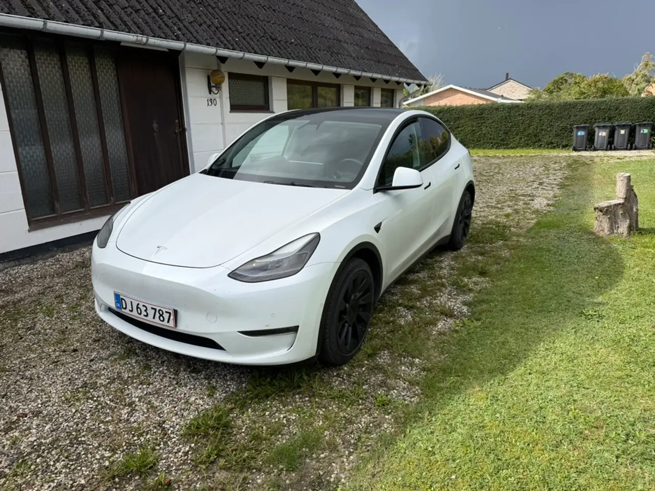 Billede 2 - Tesla Model Y Long Range AWD – 2021 – 96.000 km