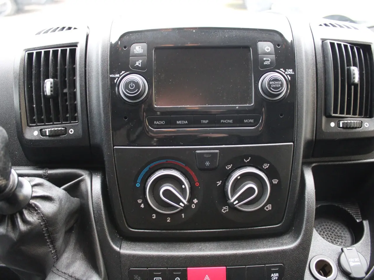 Billede 6 - Peugeot Boxer 335 2,2 BlueHDi 165 L2H2 Premium