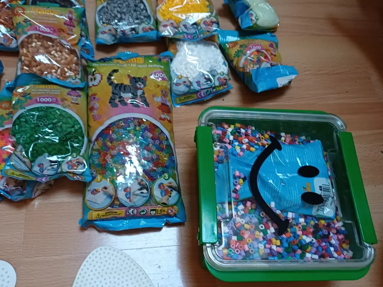 Billede 5 - Perler og plader