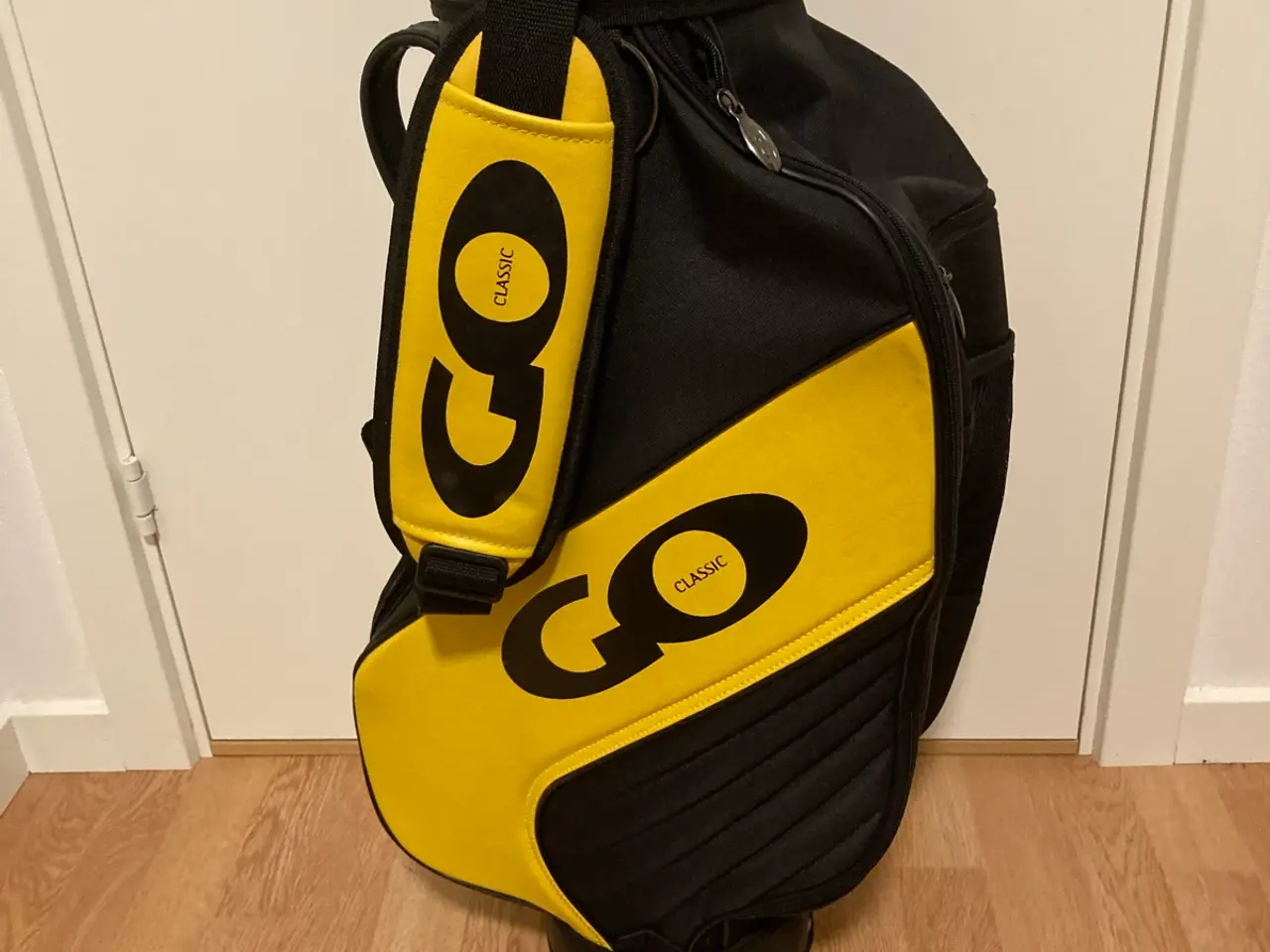 Billede 3 - GOLF BAG ( HØJDE 77 CM )