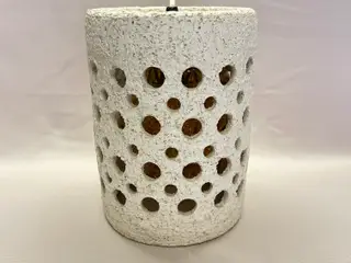Unika retro keramikpendel med ravgult glas.