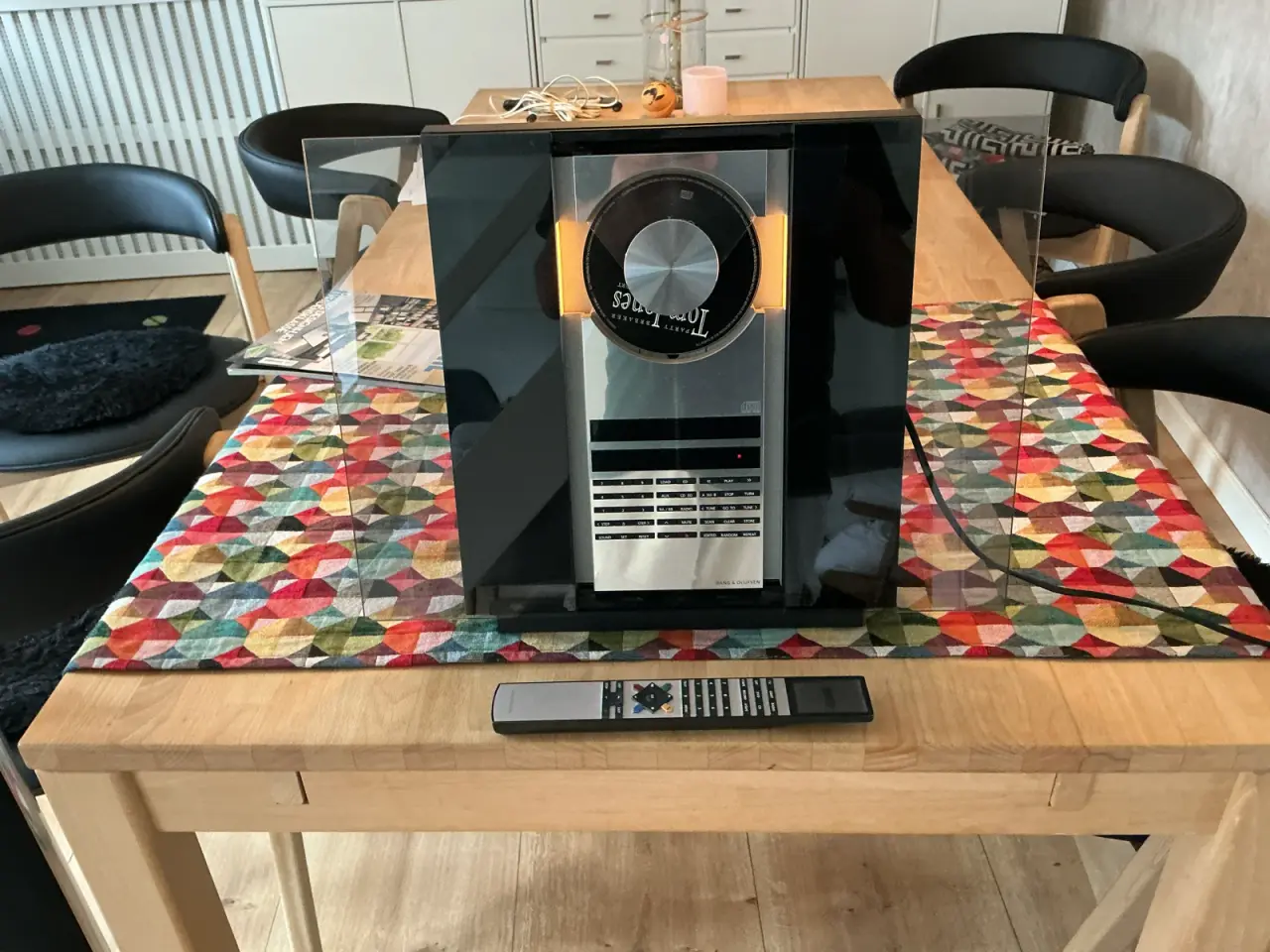 Billede 1 - Flot Beocenter 2300 med B&O 6000 højtalere.