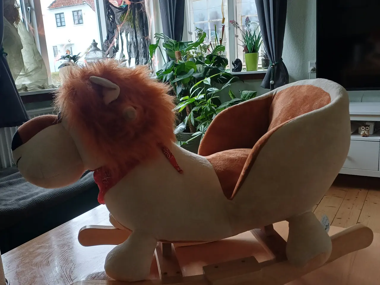 Billede 1 - Gynge løve leo