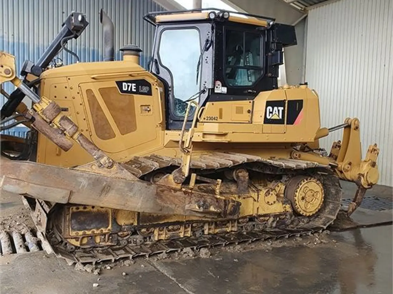 Billede 5 - Caterpillar D7E LGP - 28,5 ton - Ripper, Leica 3D GPS System - EPA