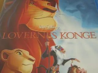 WALT DISNEY. Løvernes Konge. BYD.