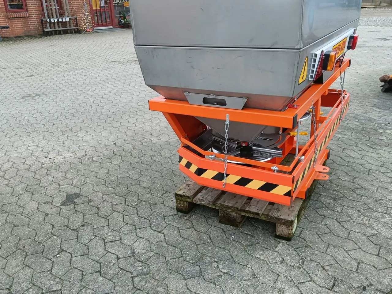 Billede 3 - - - - Grass-Rol 1.000L.  Saltspreder