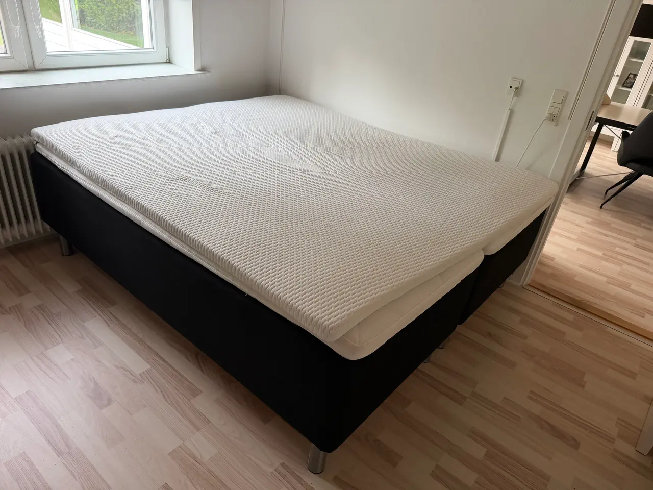 Billede 4 - Dobbelt seng med top madras 