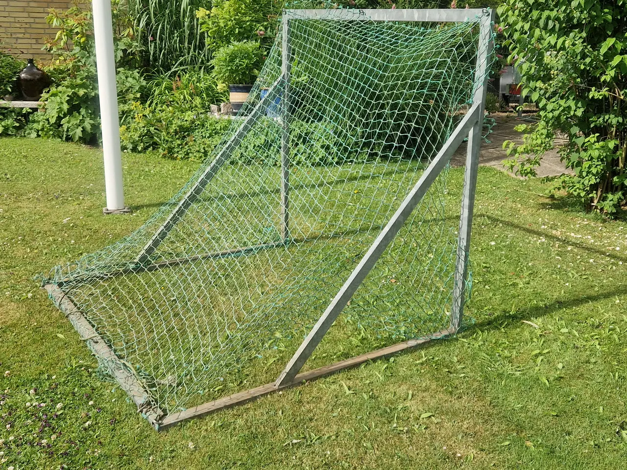 Billede 1 - Salg af 2 fodboldmål til haven/ parken