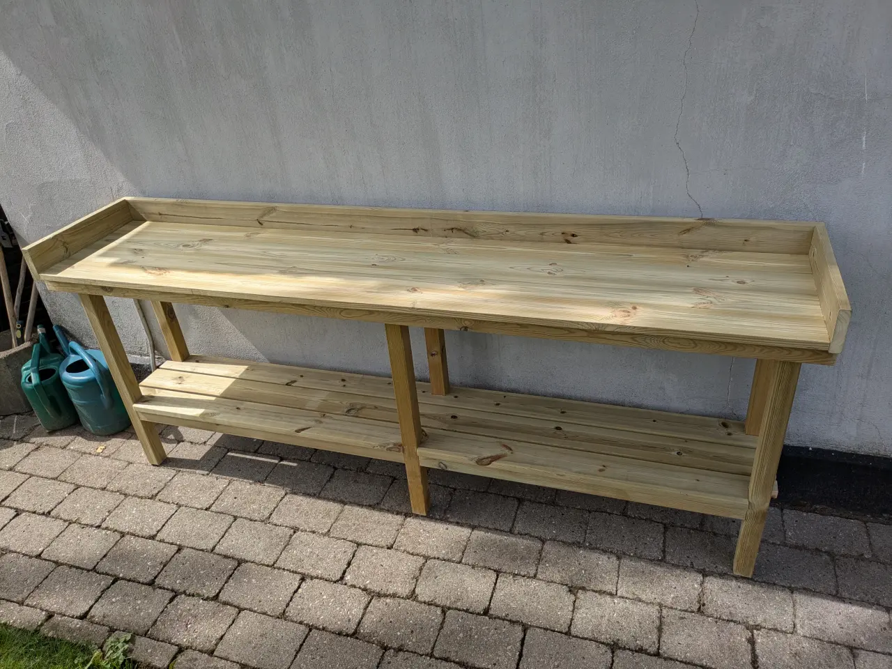 Billede 1 - Kraftig Plantebord 