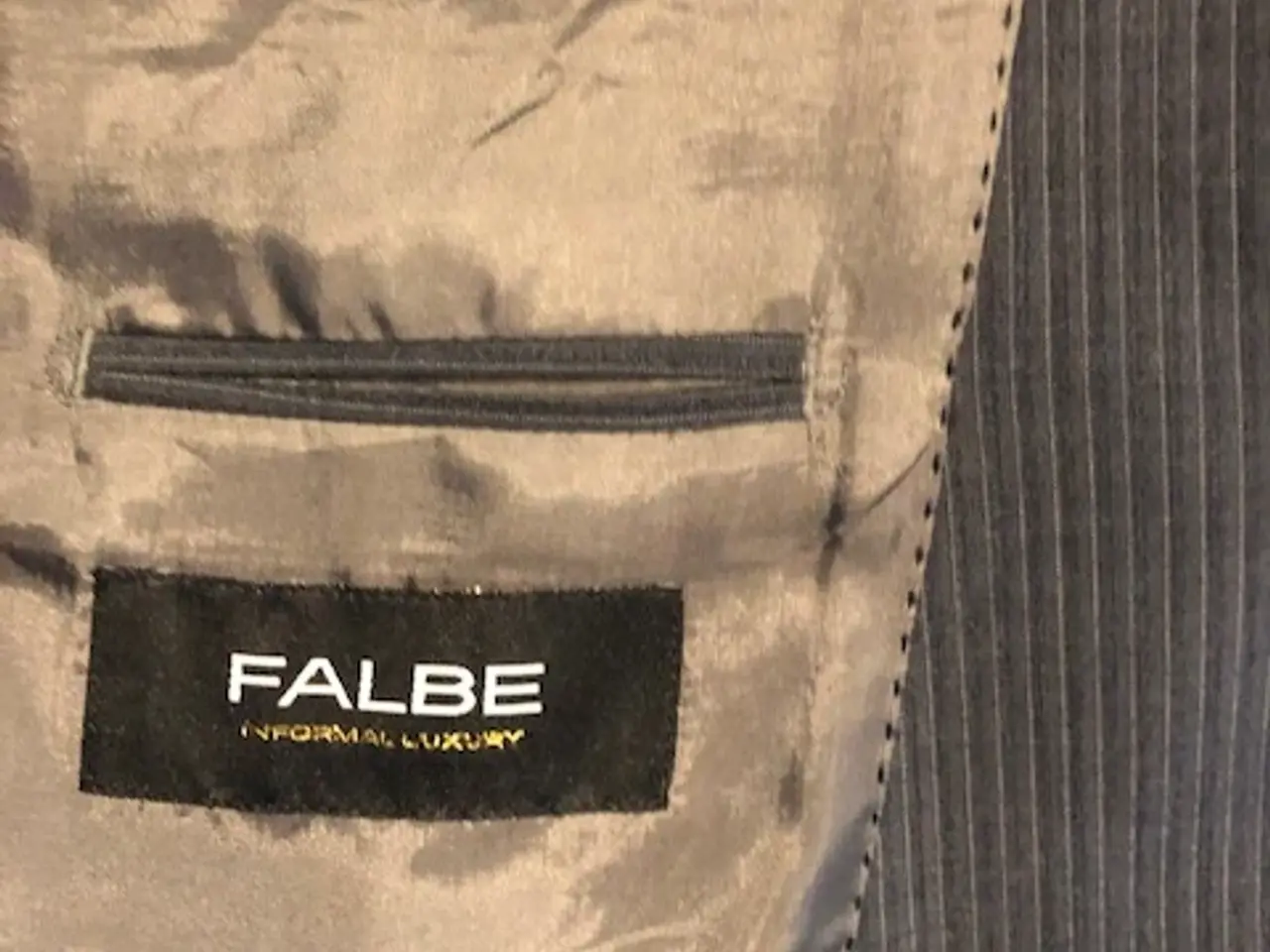 Billede 3 - Habitjakke str. 58 – Fra ikke ryger hjem