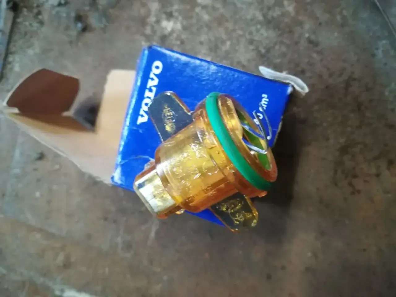 Billede 1 - Volvo fatning til tågelys