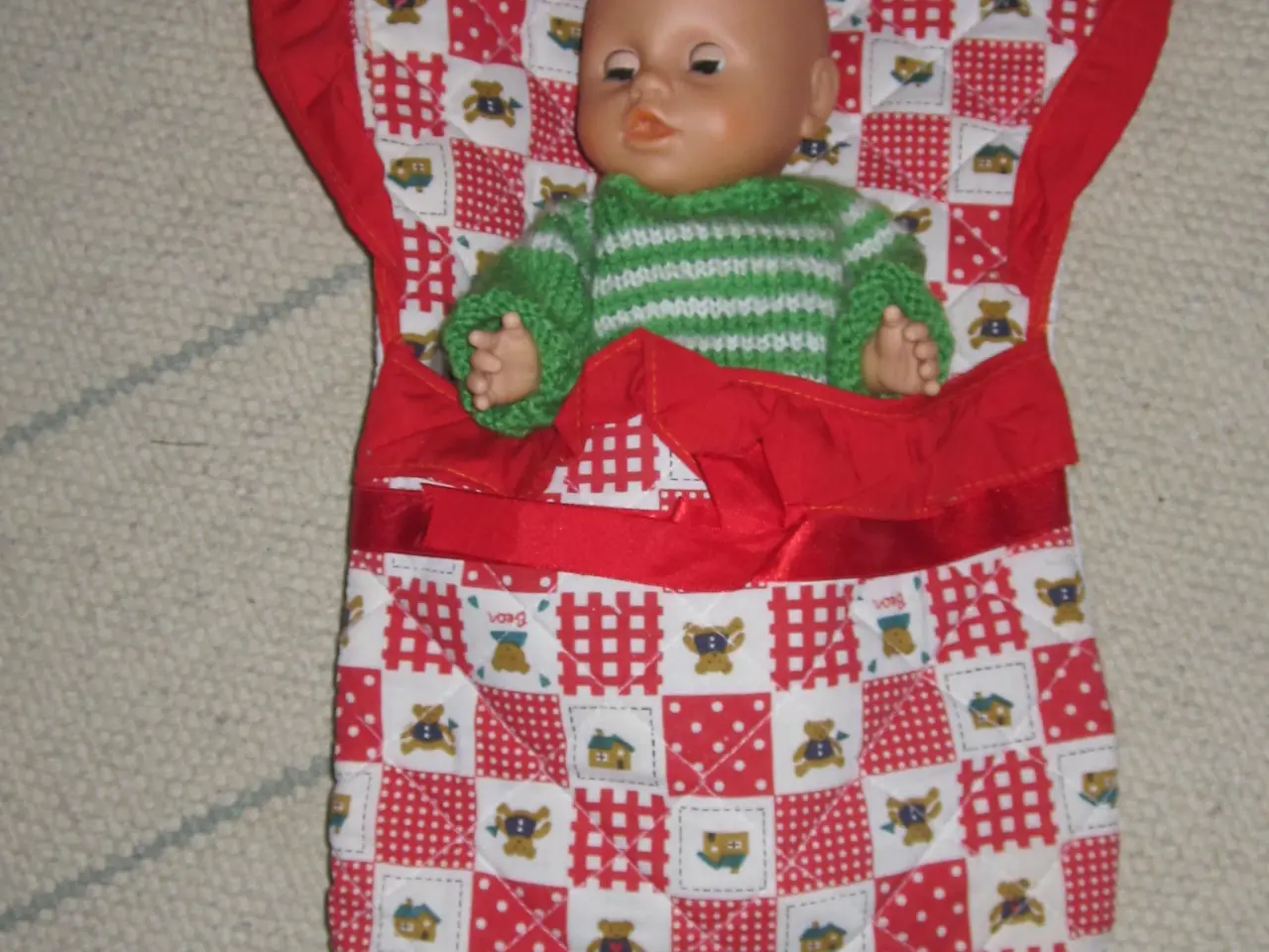 Billede 1 - Baby born kørepose
