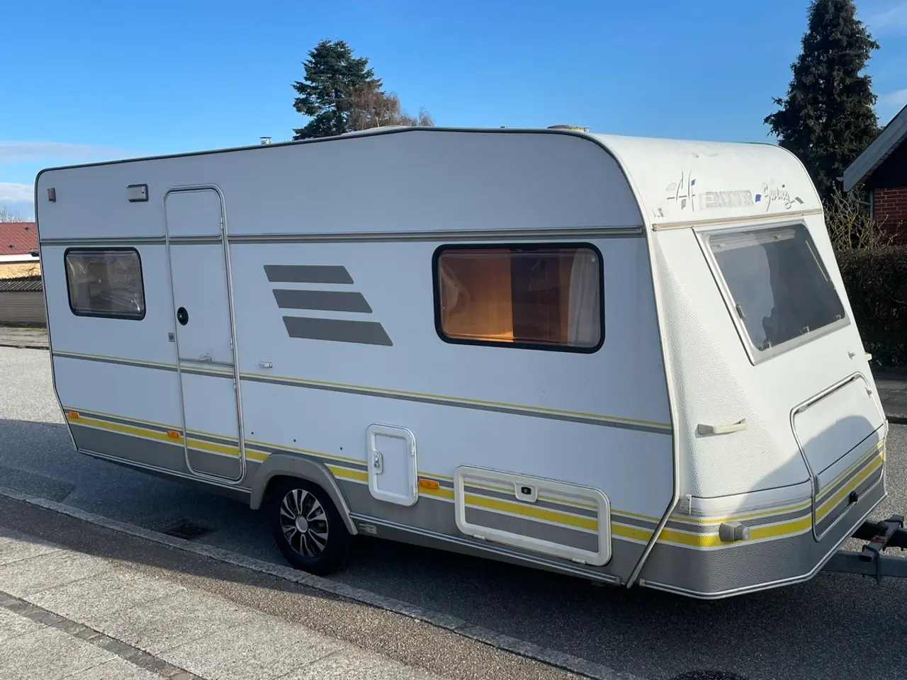 Billede 2 - Hymer campingvogn udlejes
