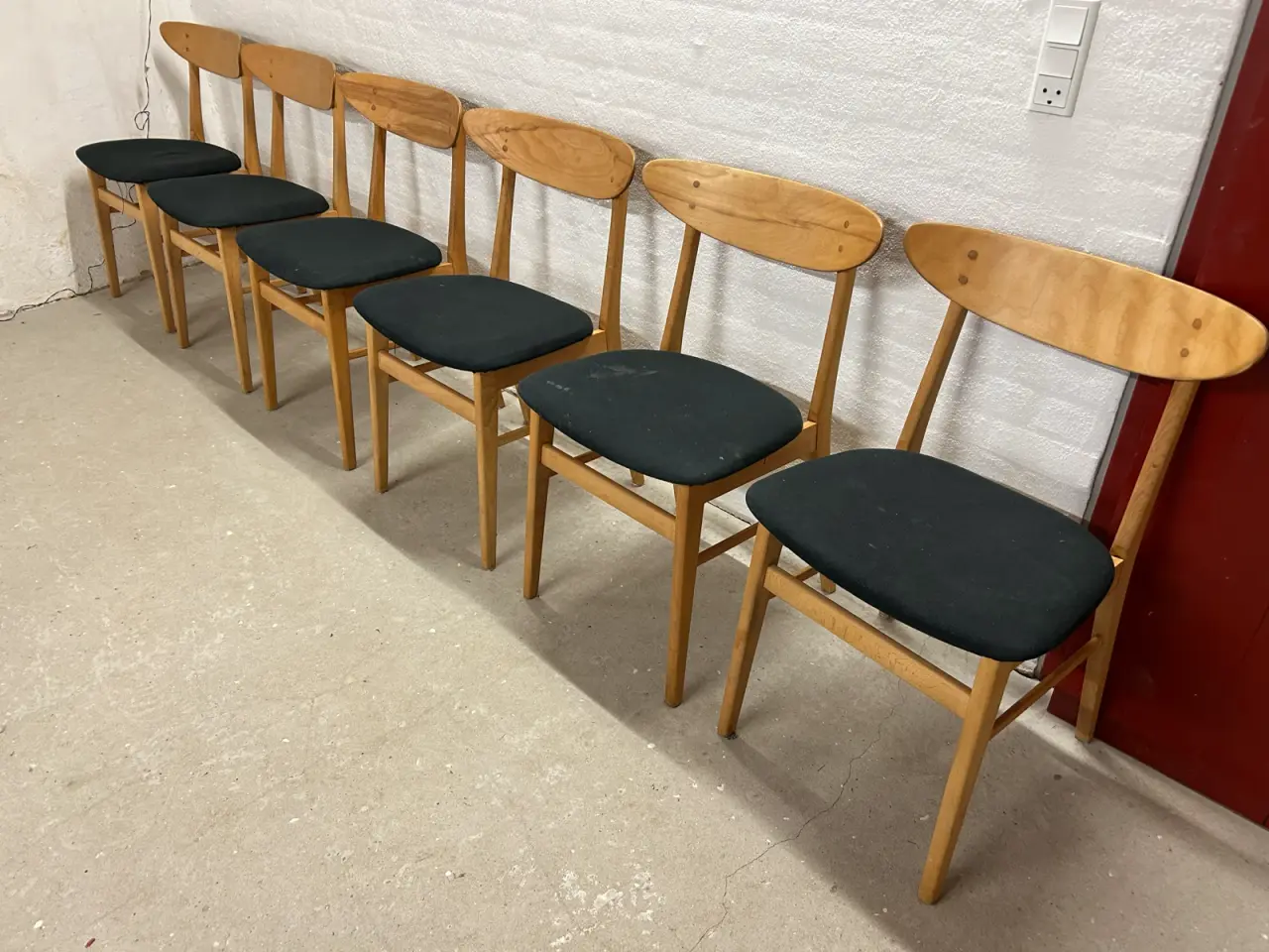 Billede 3 - 6 stk. Farstrup No. 210r spisebordsstole – massiv