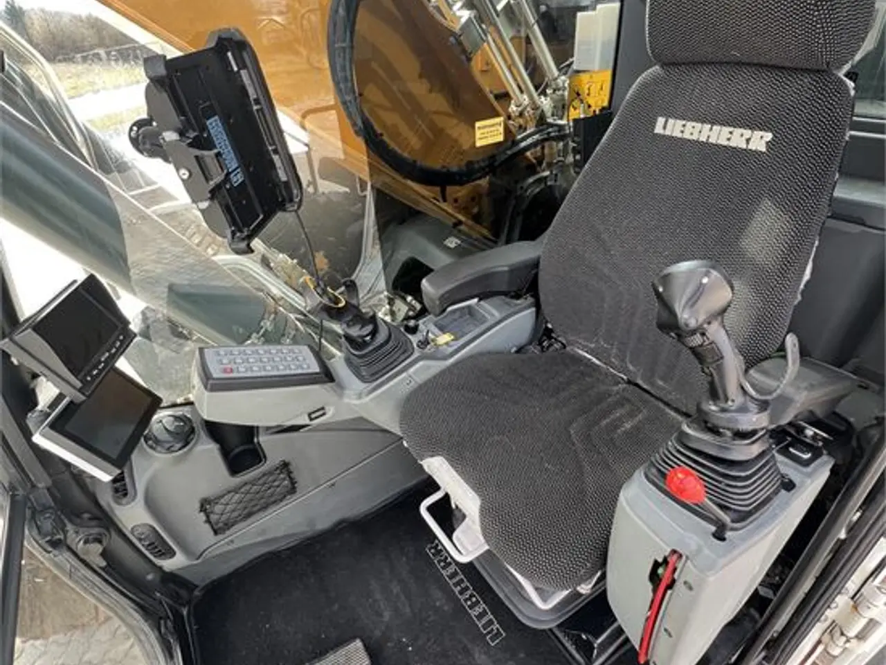 Billede 17 - Liebherr R926 NLC - 28,5 ton - Engcon Rotortilt