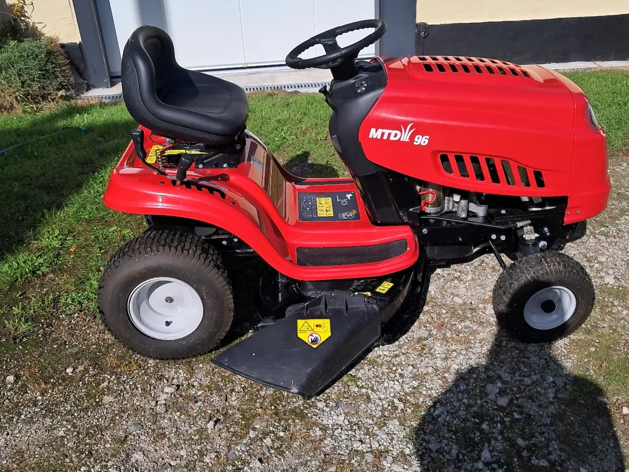 Billede 1 - Havetraktor/ plæneklipper MTD 96