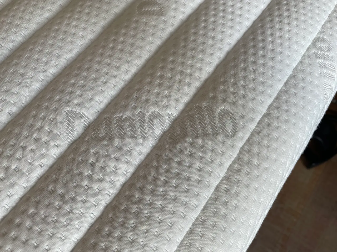 Billede 2 - Lækker Dunlopillo Soul White latexmadras – Luksusk