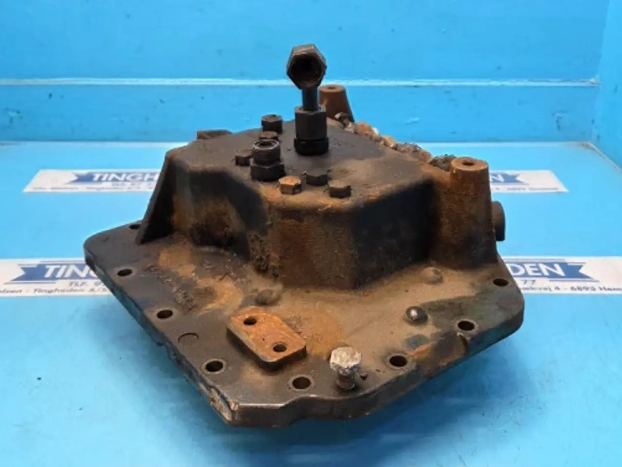 Billede 10 - Ford 8340 Dæksel F3NN7Z479