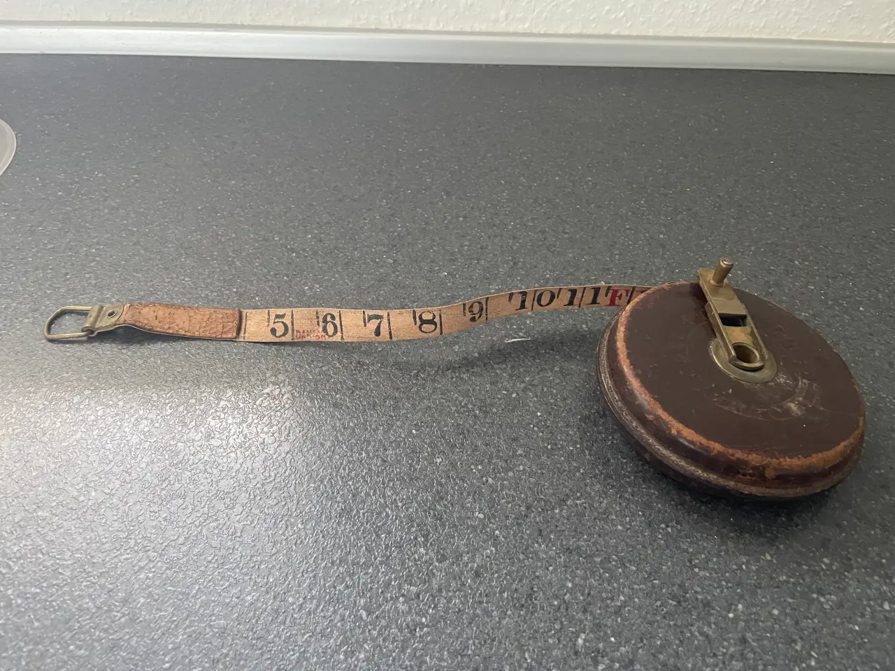 Billede 2 - Målebånd meget gammel 15 m.