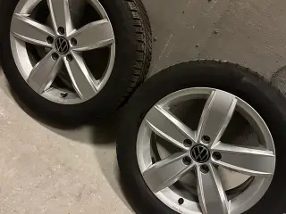 Vinterdæk 4. Stk originale VW Passat 17” alufælger
