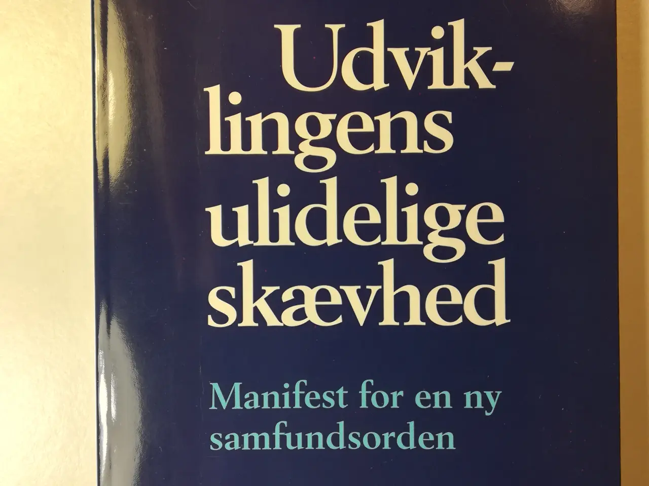 Billede 1 - Udviklingens ulidelige skævhed, af Niels I. Meyer