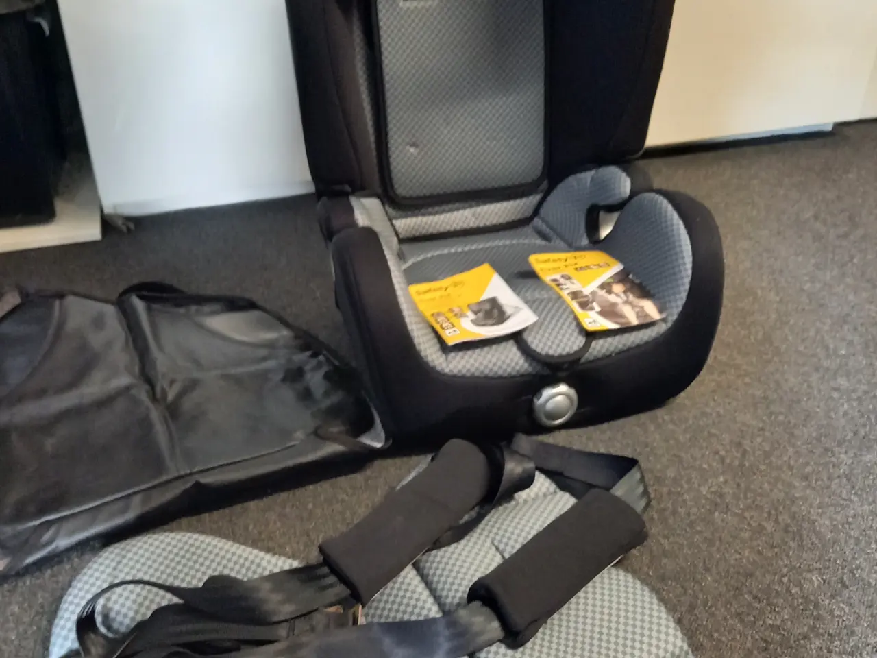 Billede 1 - Autostol til børn 9-36 kg