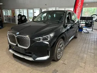 BMW iX1  eDrive20 X-Line