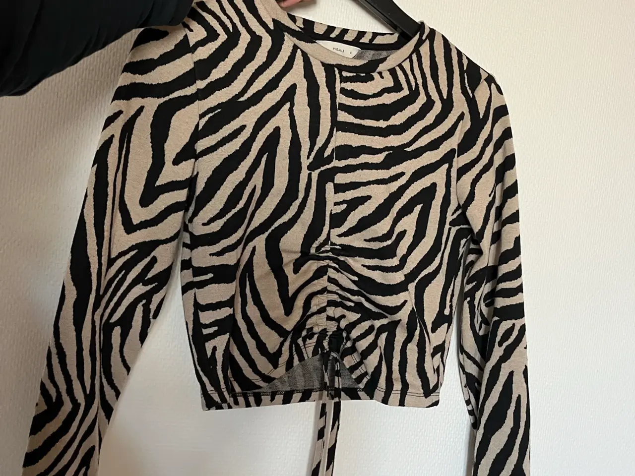 Billede 1 - Bluse fra pigalle str. S