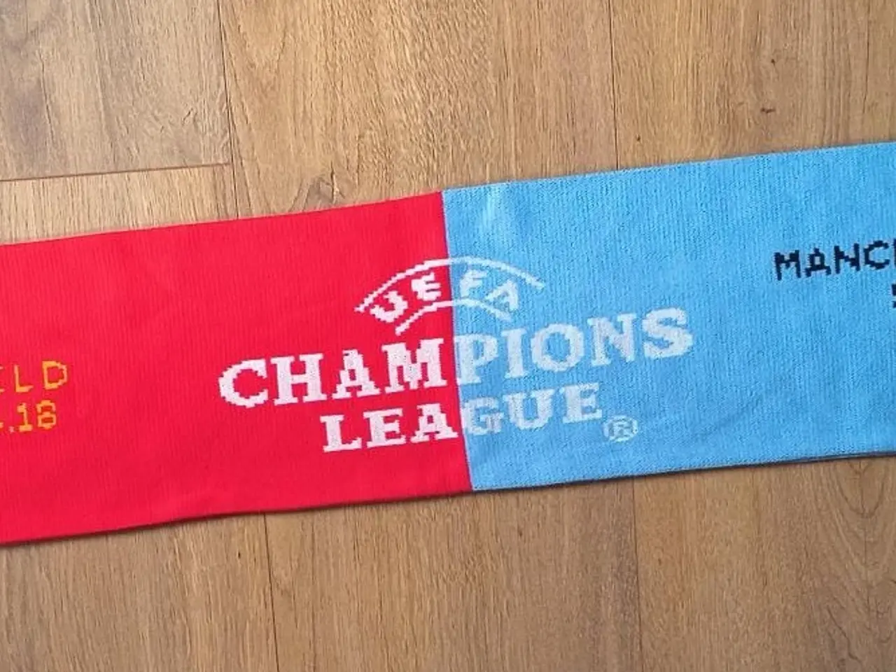 Billede 1 - NYT CHL LIVERPOOL/MAN CITY HALSTØRLÆDE, 150 CM
