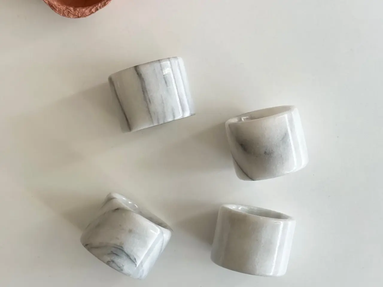 Billede 4 - Marmoræggebægre, 4 stk samlet