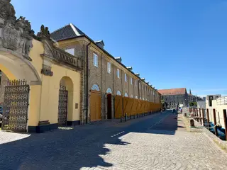 Historiske Kuglegården: Kontor og showroom direkte ud til Københavns kanaler