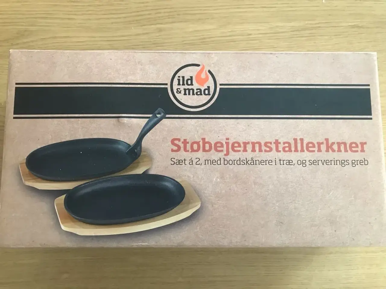 Billede 2 - 2 støbejernstallerkener sælges