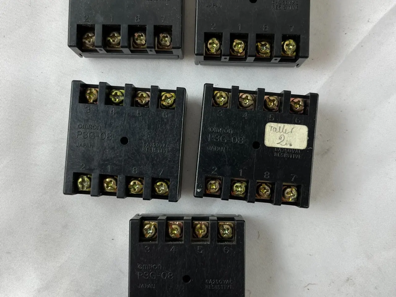 Billede 2 - Omron P3G-08 relæ Socket 8-Pin Panel Mount Screw