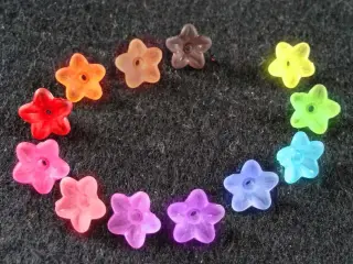 PERLER - liljer - TROMPETBLOMSTER - diy