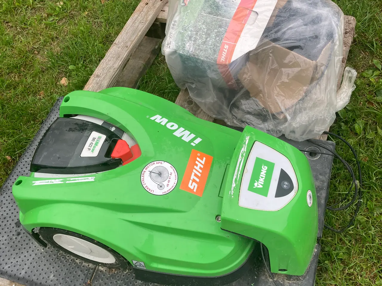 Billede 1 - Stihl Imow robotplæneklipper viking