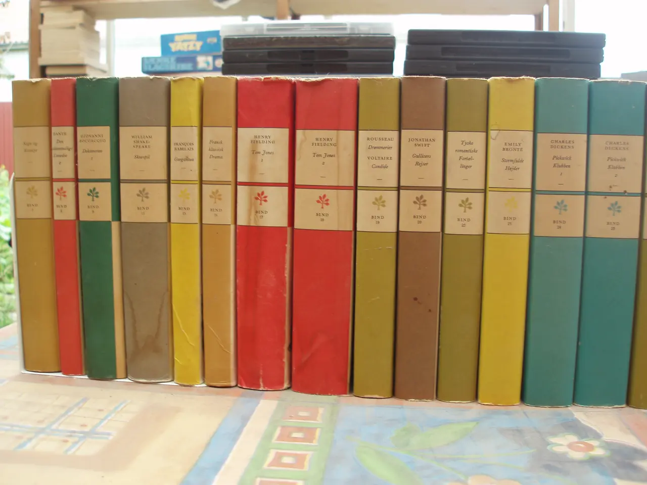 Billede 1 - Gyldendals Bibliotek Verdenslitteratur Stykvis
