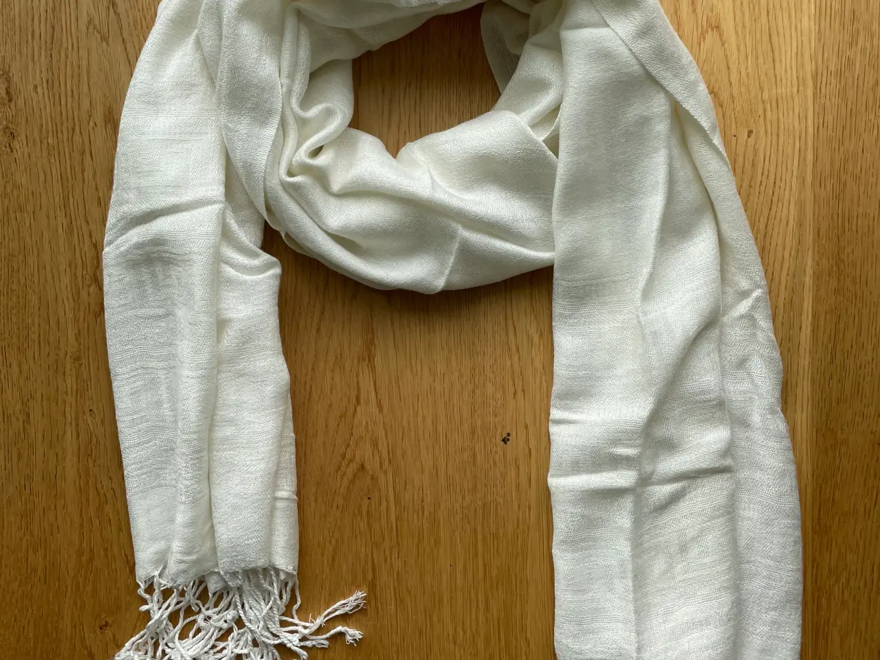 Billede 1 - Pashmina hvidt tørklæde