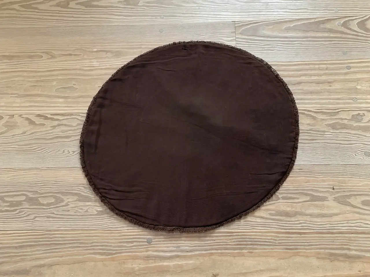 Billede 3 - Stramajbroderet dug.
