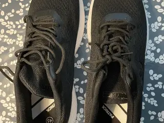 Patrick letvægts sneakers i str. 45