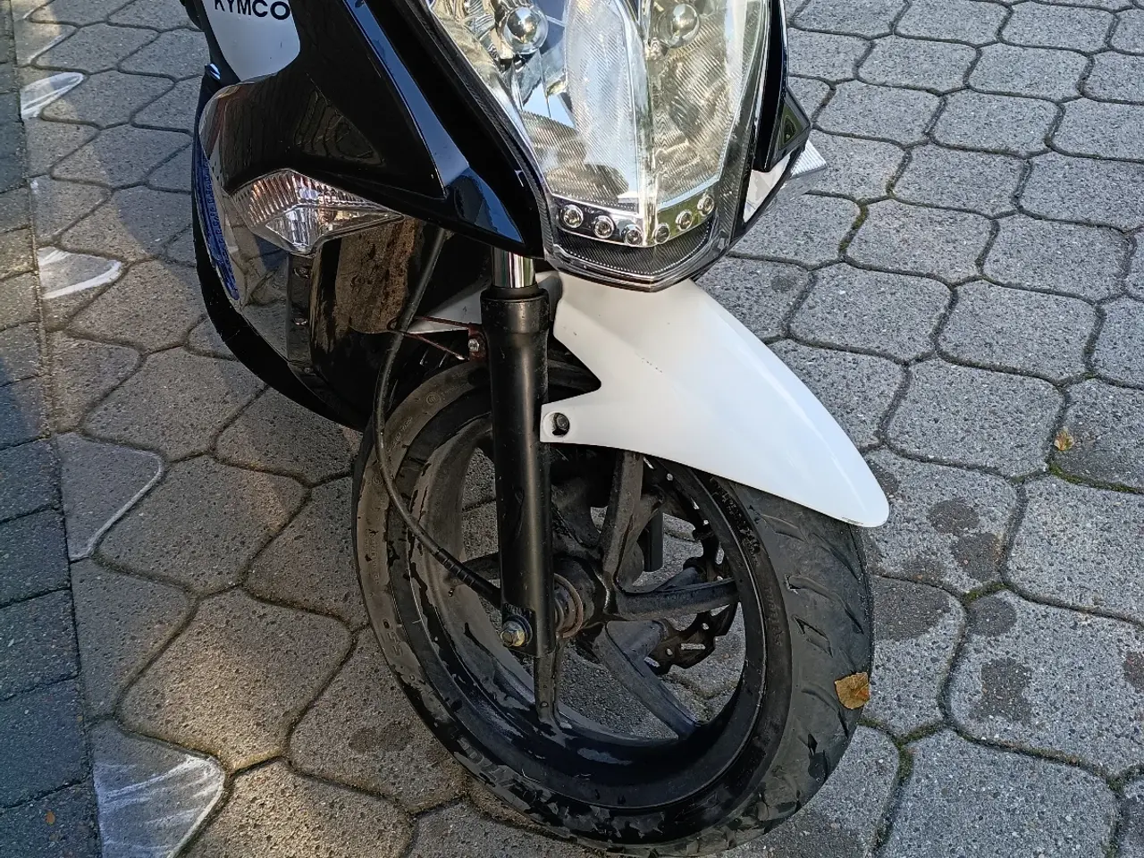 Billede 1 - 30 Kymco Super 8 køre godt