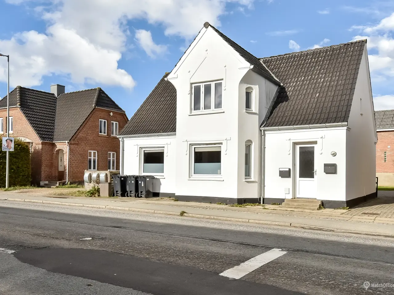 Billede 1 - Istandsat boligudlejningsejendom med 2 lejligheder ved Herning