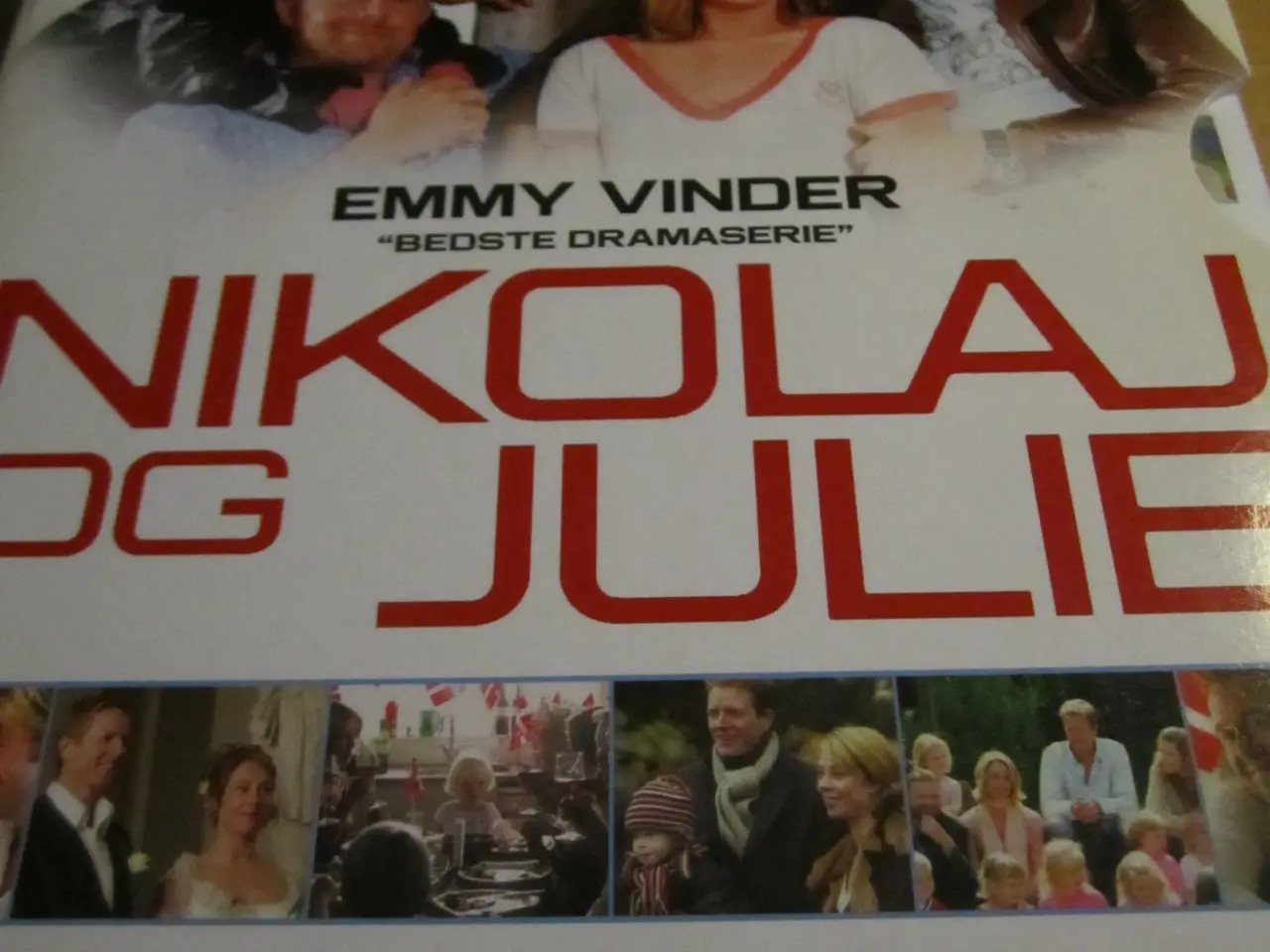 Billede 1 - NIKOLAJ & JULIE. Hele Serien.