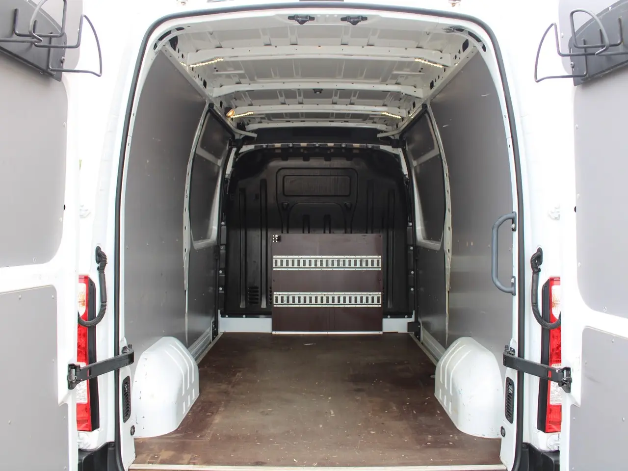 Billede 11 - Renault Master IV T33 2,3 dCi 150 L2H2 Kassevogn